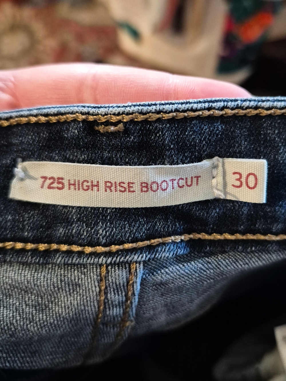 Levi's 725 High Rise Bootcut Jeans Women's Size 30 Dark Wash Stretch Denim - Picture 3 of 5